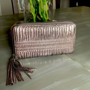 Stella and dot wallet